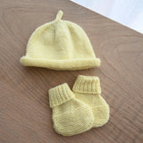 Lemon Beanie & Sock Set (NB)