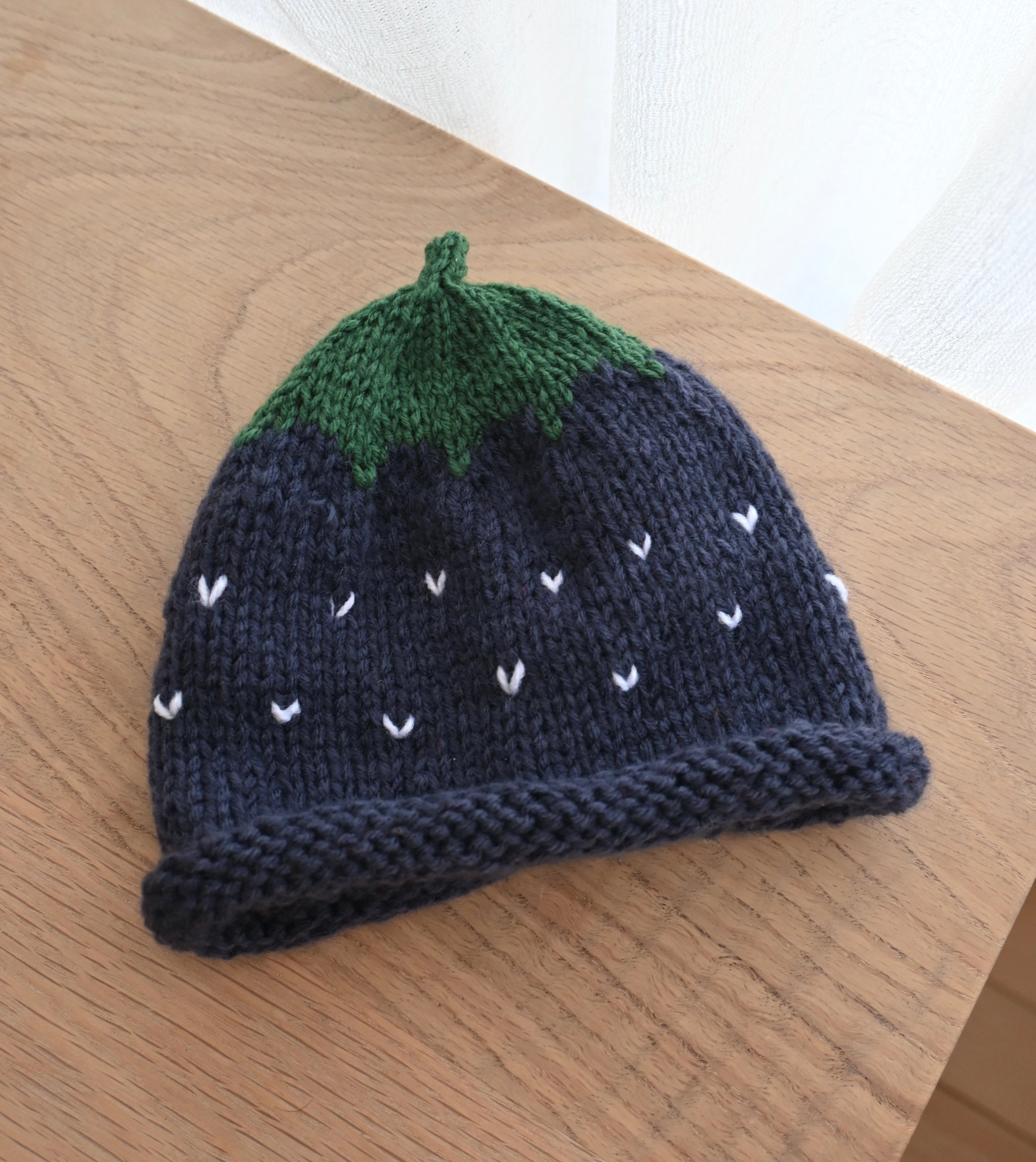 Blackberry Beanie (6-12mths & 1-2years)
